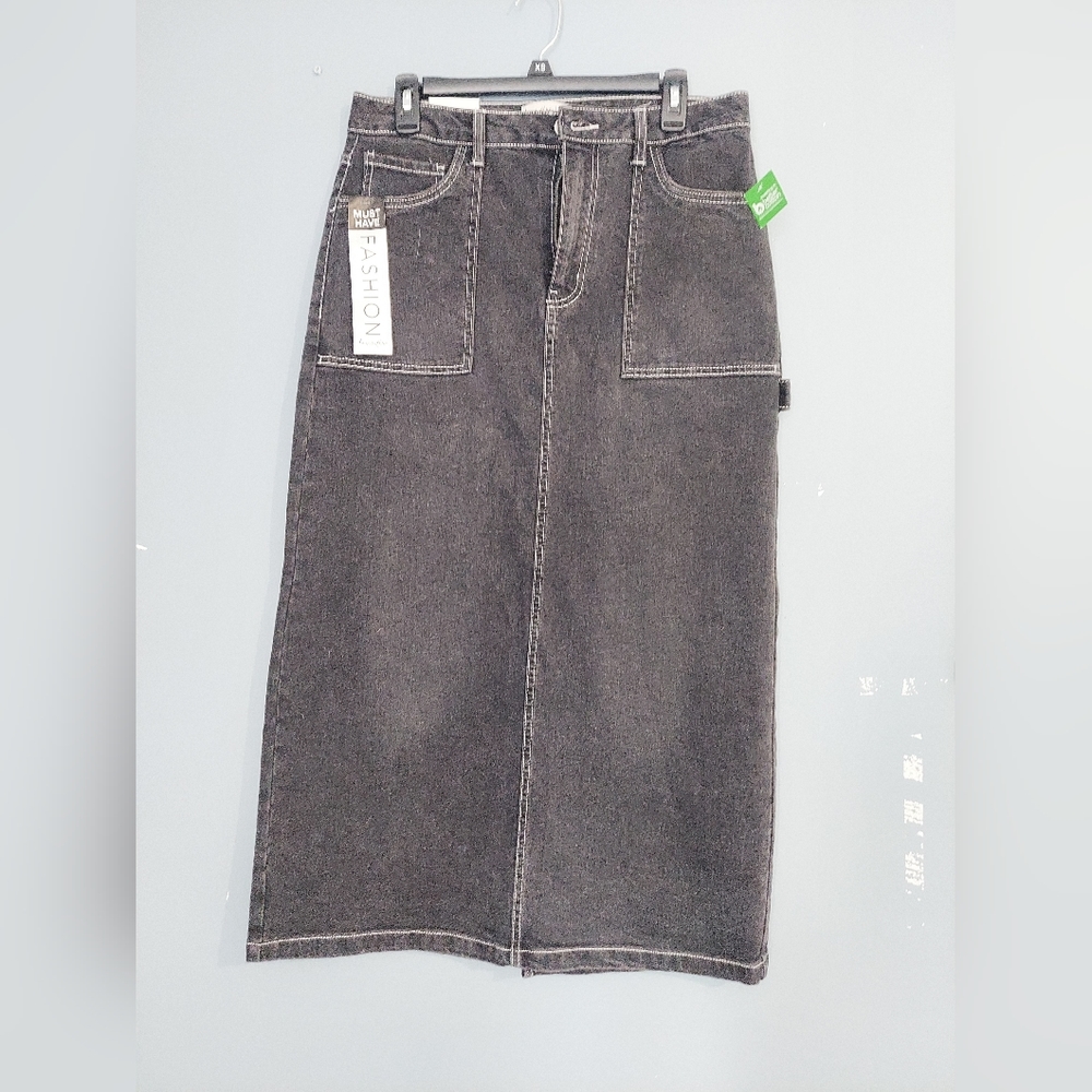 Midi Denim Skirt, Black, NWT, Size 11 women's, brand: love, fire